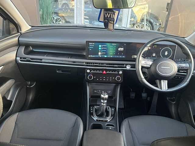 Hyundai TUCSON 1.6 T-GDi Premium Euro 6 (s/s) 5dr Silver