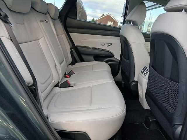 Hyundai TUCSON 1.6 T-GDi MHEV Ultimate DCT Euro 6 (s/s) 5dr Green