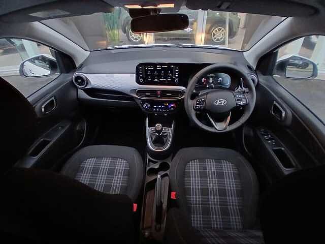 Hyundai i10 1.2 Premium Euro 6 (s/s) 5dr