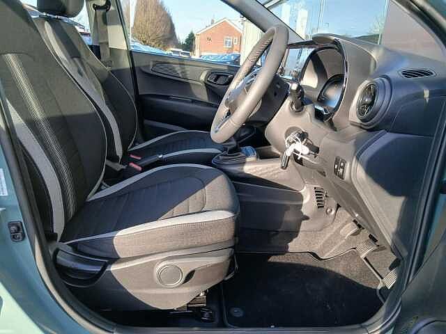 Hyundai i10 1.0 Advance Euro 6 (s/s) 5dr