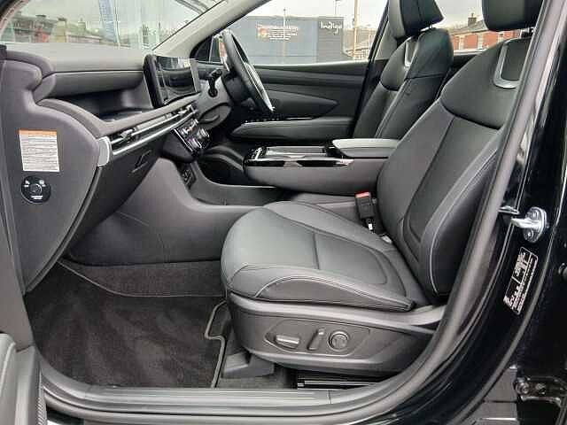 Hyundai TUCSON 1.6 T-GDi 13.8kWh Ultimate Auto Euro 6 (s/s) 5dr Black