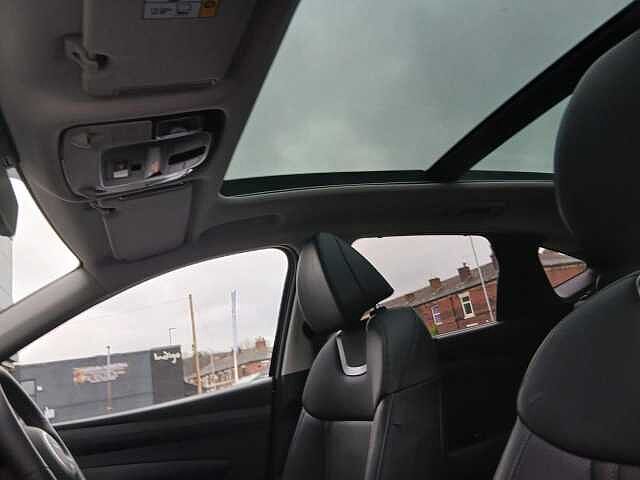 Hyundai TUCSON 1.6 T-GDi 13.8kWh Ultimate Auto Euro 6 (s/s) 5dr Black