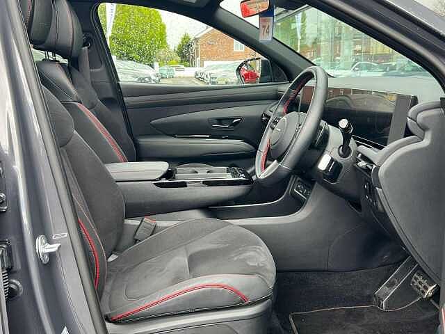 Hyundai TUCSON 1.6 T-GDi 13.8kWh N Line S Auto Euro 6 (s/s) 5dr Grey