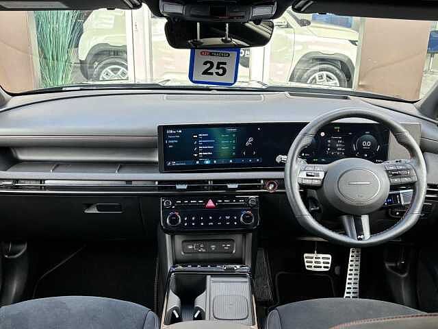 Hyundai TUCSON 1.6 T-GDi 13.8kWh N Line S Auto Euro 6 (s/s) 5dr Black