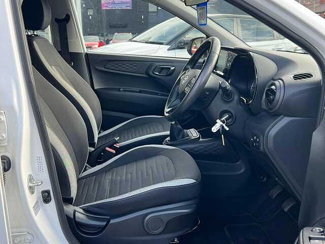 Hyundai i10 1.2 SE Connect Euro 6 (s/s) 5dr