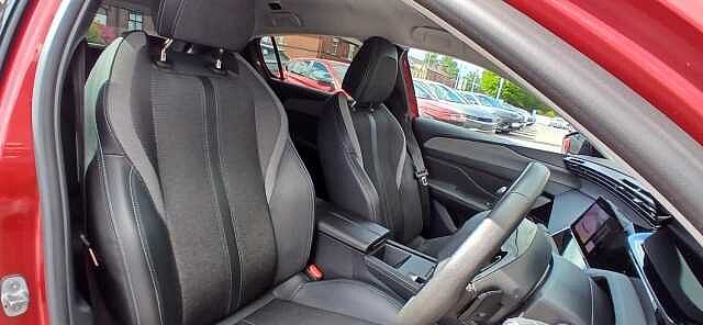 Peugeot 308 1.2 PureTech Allure Premium EAT Euro 6 (s/s) 5dr Red