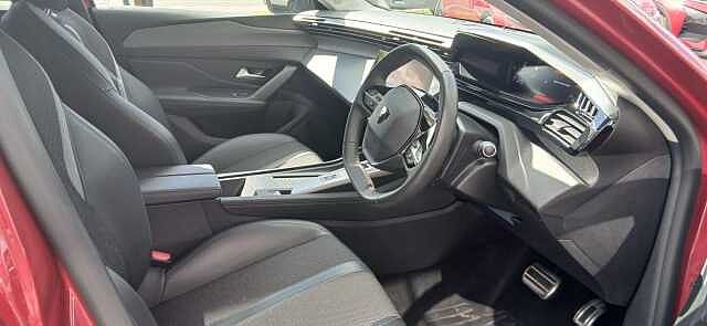 Peugeot 308 1.2 PureTech Allure Premium EAT Euro 6 (s/s) 5dr Red