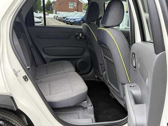 Hyundai INSTER Long Range 49kWh Cross Auto 5dr