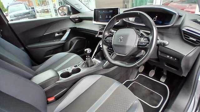 Peugeot 2008 1.2 PureTech Allure Euro 6 (s/s) 5dr Grey
