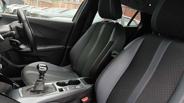 Peugeot 2008 1.2 PureTech Allure Euro 6 (s/s) 5dr Grey