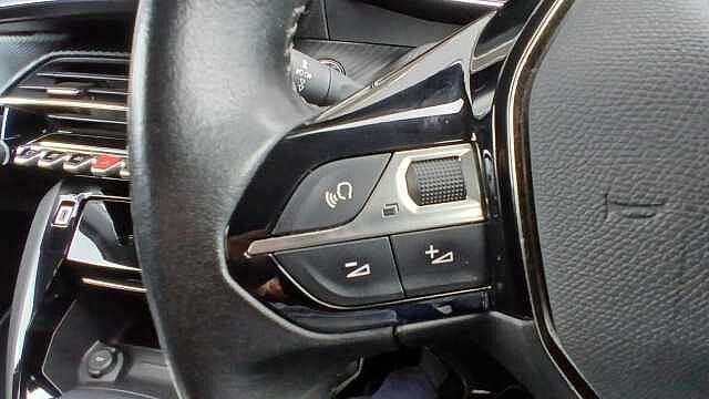 Peugeot 2008 1.2 PureTech Allure Euro 6 (s/s) 5dr Grey