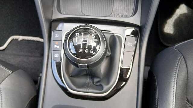Hyundai TUCSON 1.6 T-GDi Premium Euro 6 (s/s) 5dr Silver